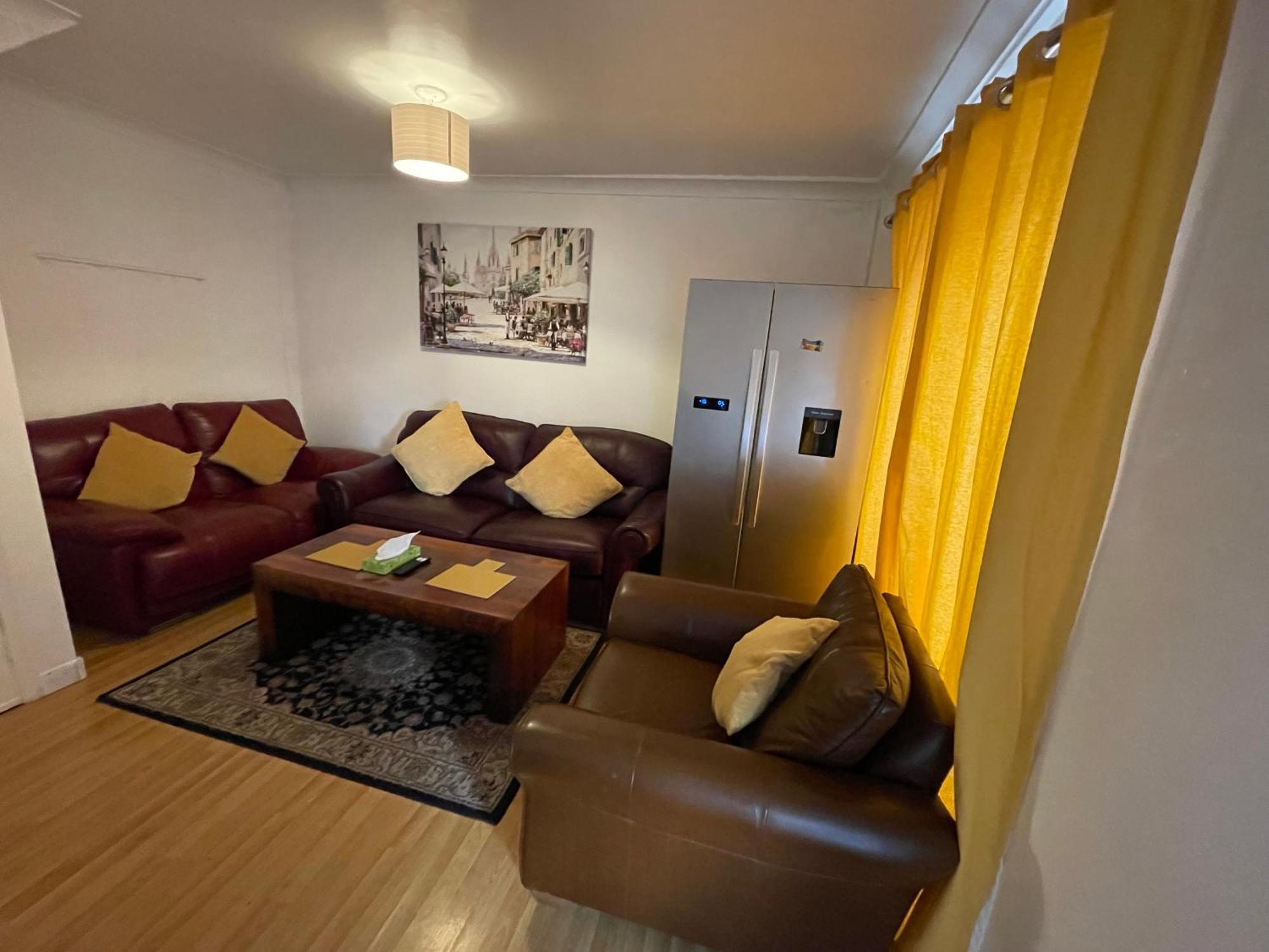Holiday Home Cardiff City Sleeps 7 Extérieur photo